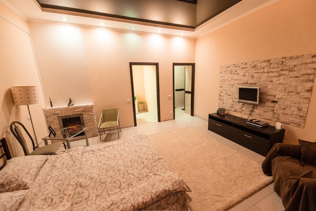 Studio Ember At Maidan Konstytutsii คาร์คิฟ ภายนอก รูปภาพ